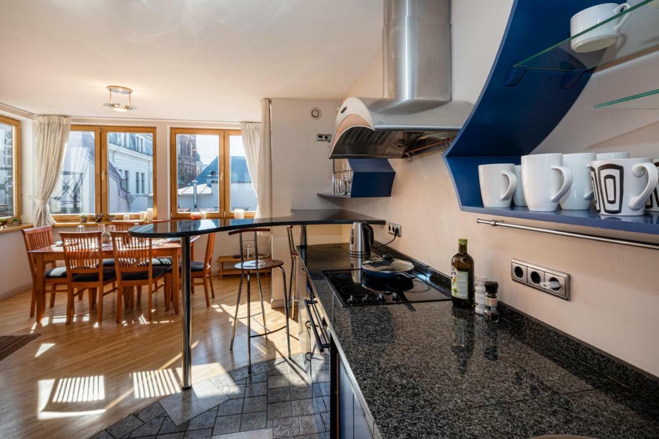 Old Riga Aldaru Street 2 Level Apartment With Terrace Extérieur photo